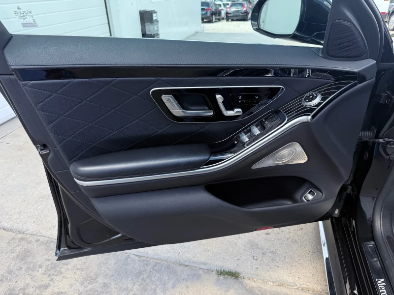 Mercedes-Benz S 350 3.0cdi* AMG-S63* 4Matik* Digital* Panorama* UNIKAT, снимка 6 - Автомобили и джипове - 51970092