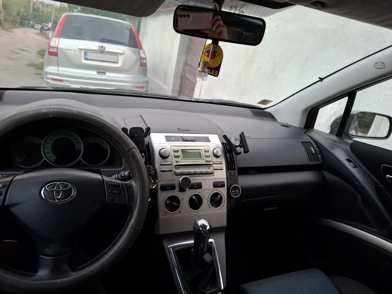 Toyota Corolla verso, снимка 7 - Автомобили и джипове - 52309876