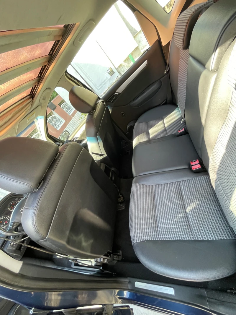 Mercedes-Benz A 200 Avangartde, снимка 14 - Автомобили и джипове - 52431148