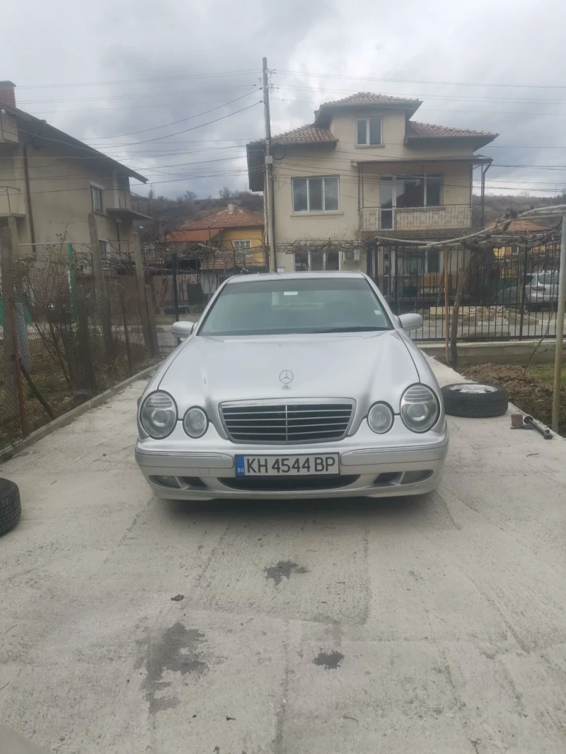 Mercedes-Benz E 270 CDI + , снимка 14 - Автомобили и джипове - 52865369