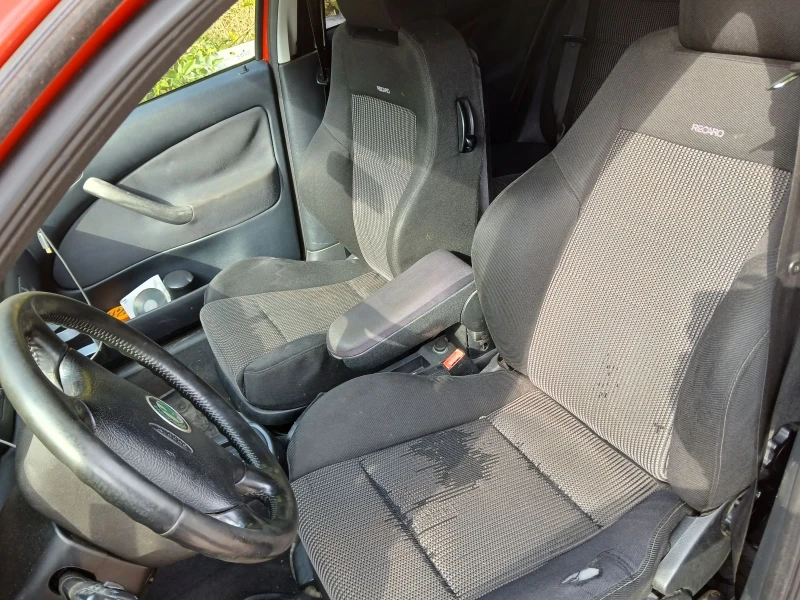 Skoda Octavia, снимка 10 - Автомобили и джипове - 53036954