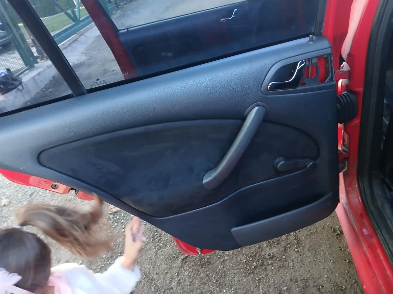 Skoda Octavia, снимка 8 - Автомобили и джипове - 53036954