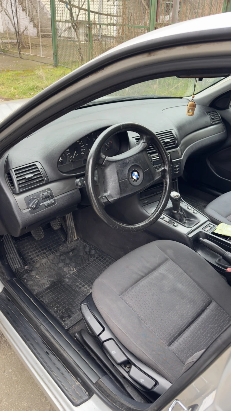 BMW 320, снимка 6 - Автомобили и джипове - 53221971