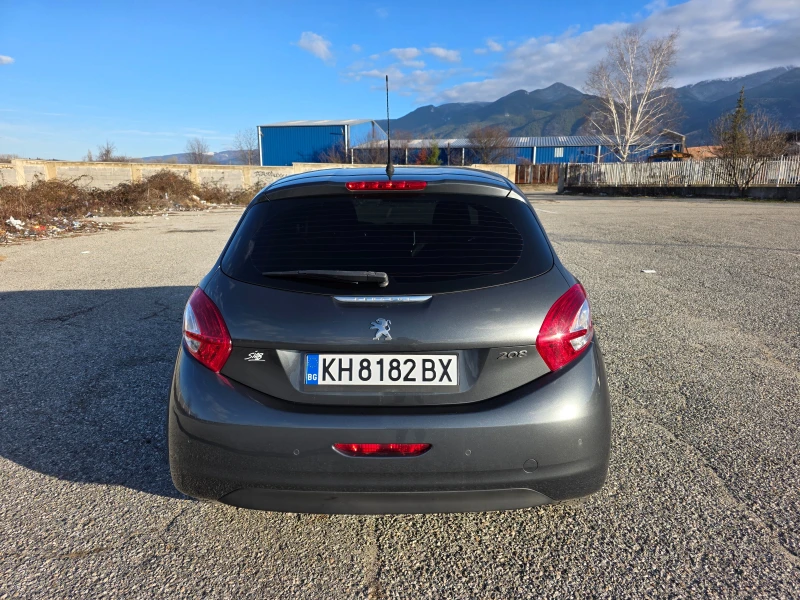 Peugeot 208, снимка 2 - Автомобили и джипове - 53462665