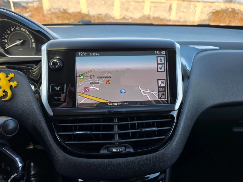 Peugeot 208, снимка 12 - Автомобили и джипове - 53462665