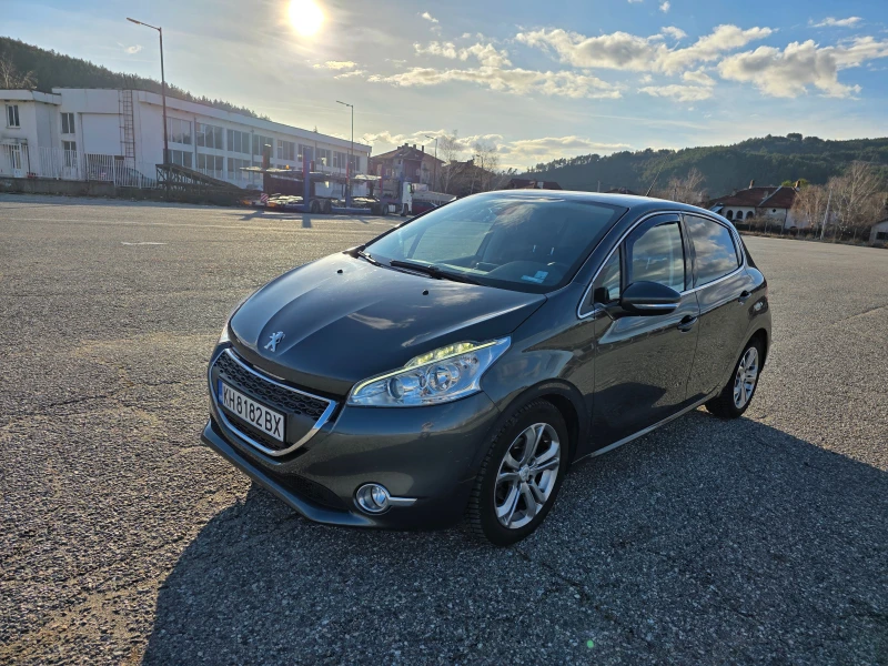 Peugeot 208, снимка 6 - Автомобили и джипове - 53462665