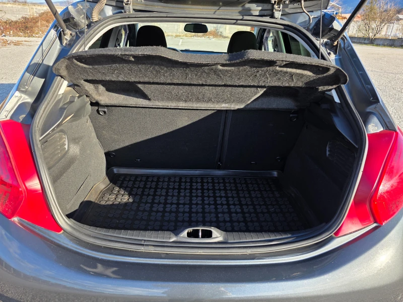 Peugeot 208, снимка 11 - Автомобили и джипове - 53462665