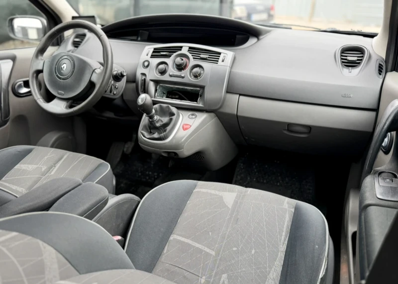 Renault Scenic 1.9DCI* DISEL* Масички* УНИКАТ* , снимка 9 - Автомобили и джипове - 53510531