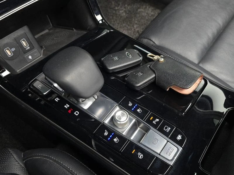 Kia K7 3.0 LPI Prestige| 266к.с., снимка 9 - Автомобили и джипове - 56179609