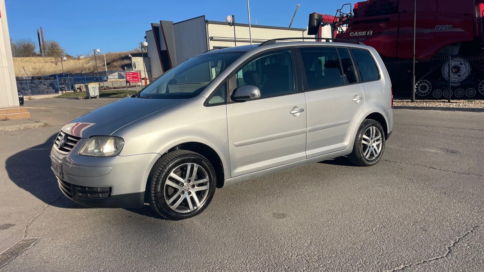 VW Touran 1.9 105кс 6ск. - [1] 