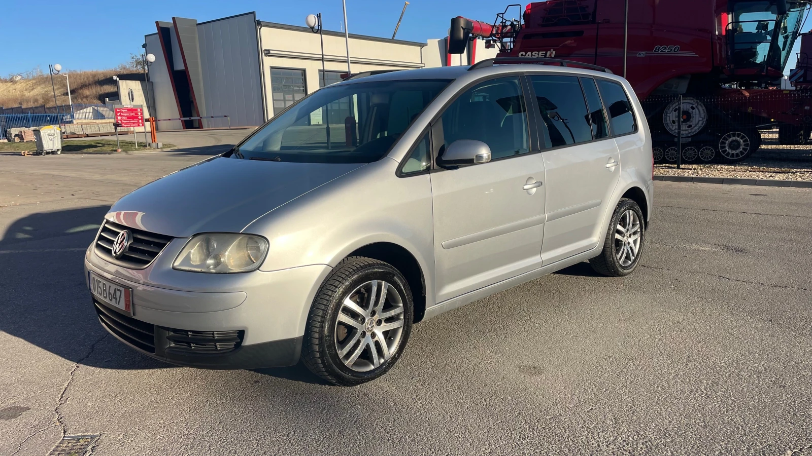 VW Touran 1.9 105кс 6ск. - изображение 2