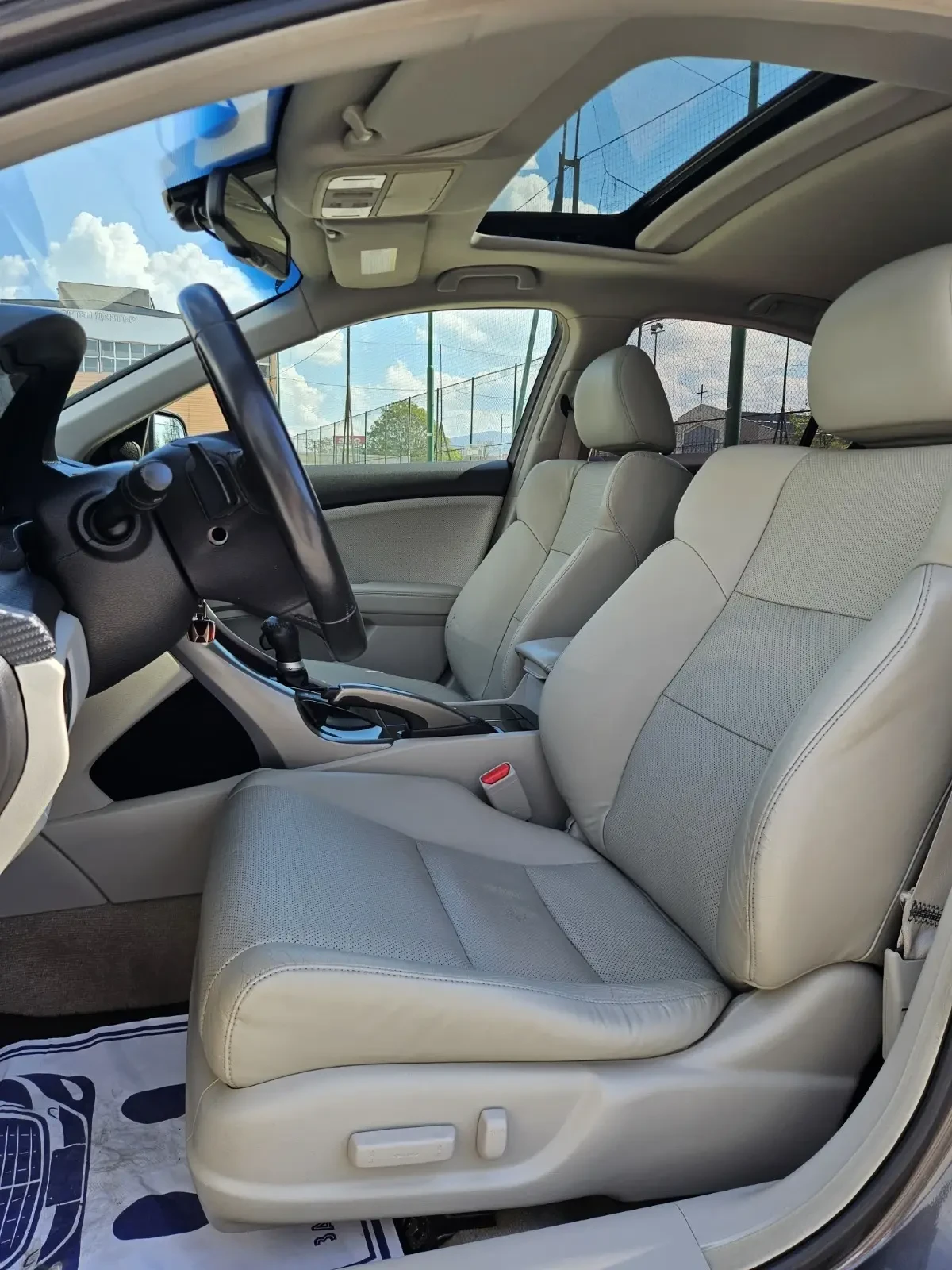 Honda Accord 2.4i-VTEC Executive - изображение 10