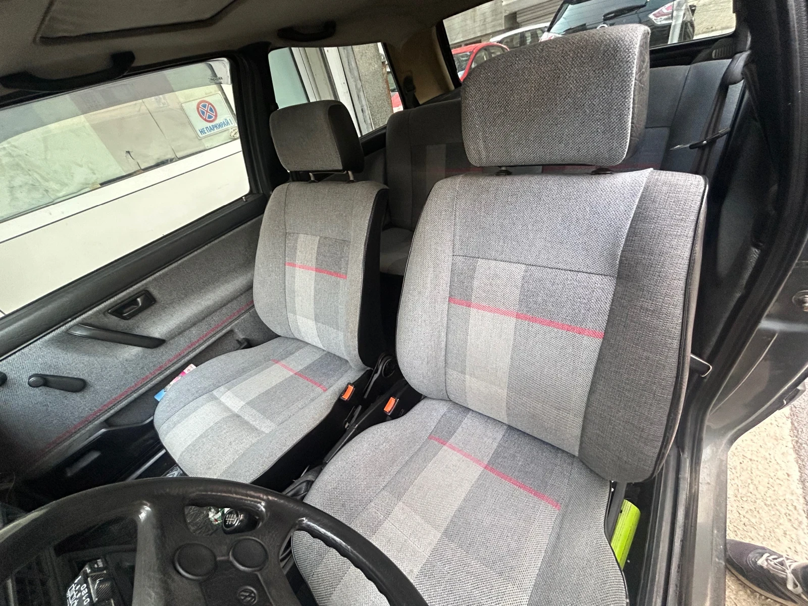 VW Golf 1.8 GT - изображение 9