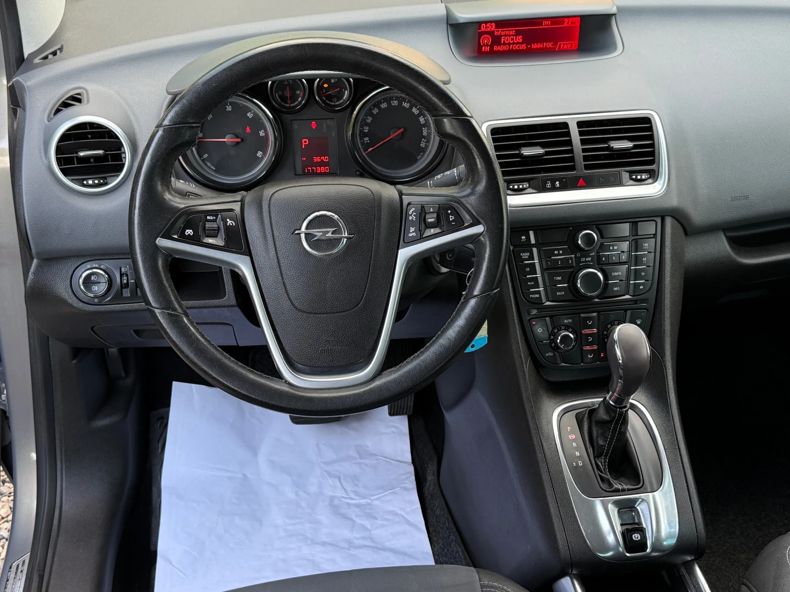 Opel Meriva 1.7CDTi 101к.с * Автоматик*  - изображение 10