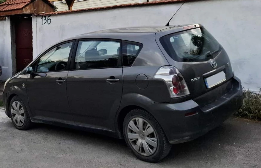 Toyota Corolla verso  - изображение 2