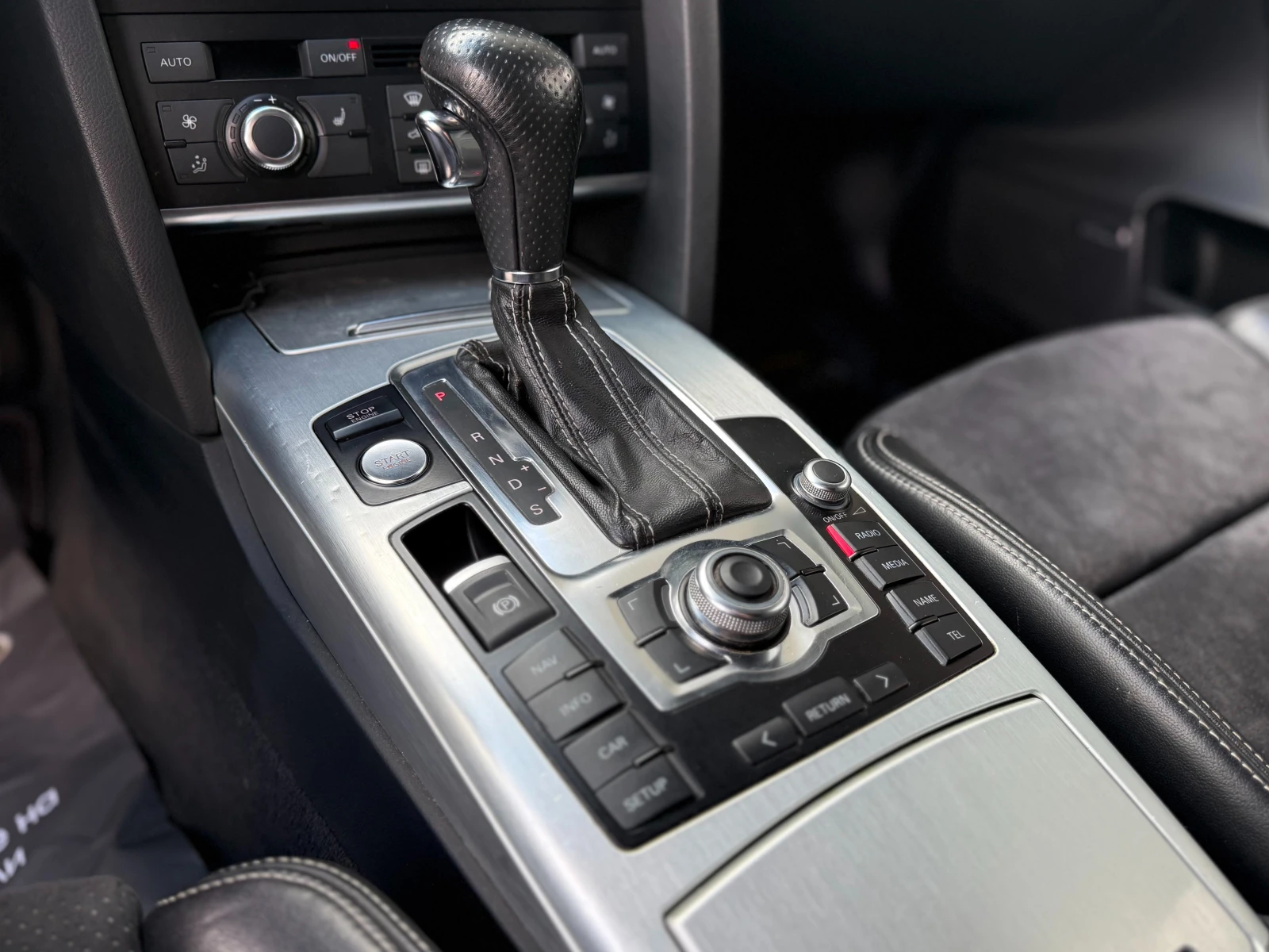 Audi A6 6 МЕСЕЦА ГАРАНЦИЯ/3.0TDI S Line 239к.с. Facelift, снимка 12 - Автомобили и джипове - 54000131