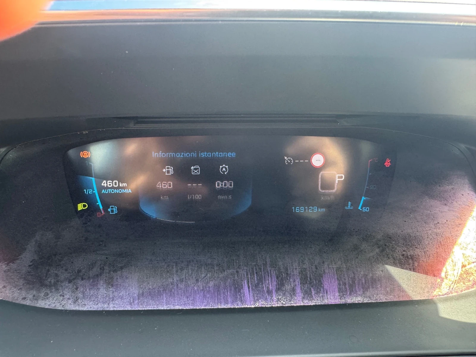 Peugeot 2008 1.5 HDI GT line , снимка 9 - Автомобили и джипове - 54092540