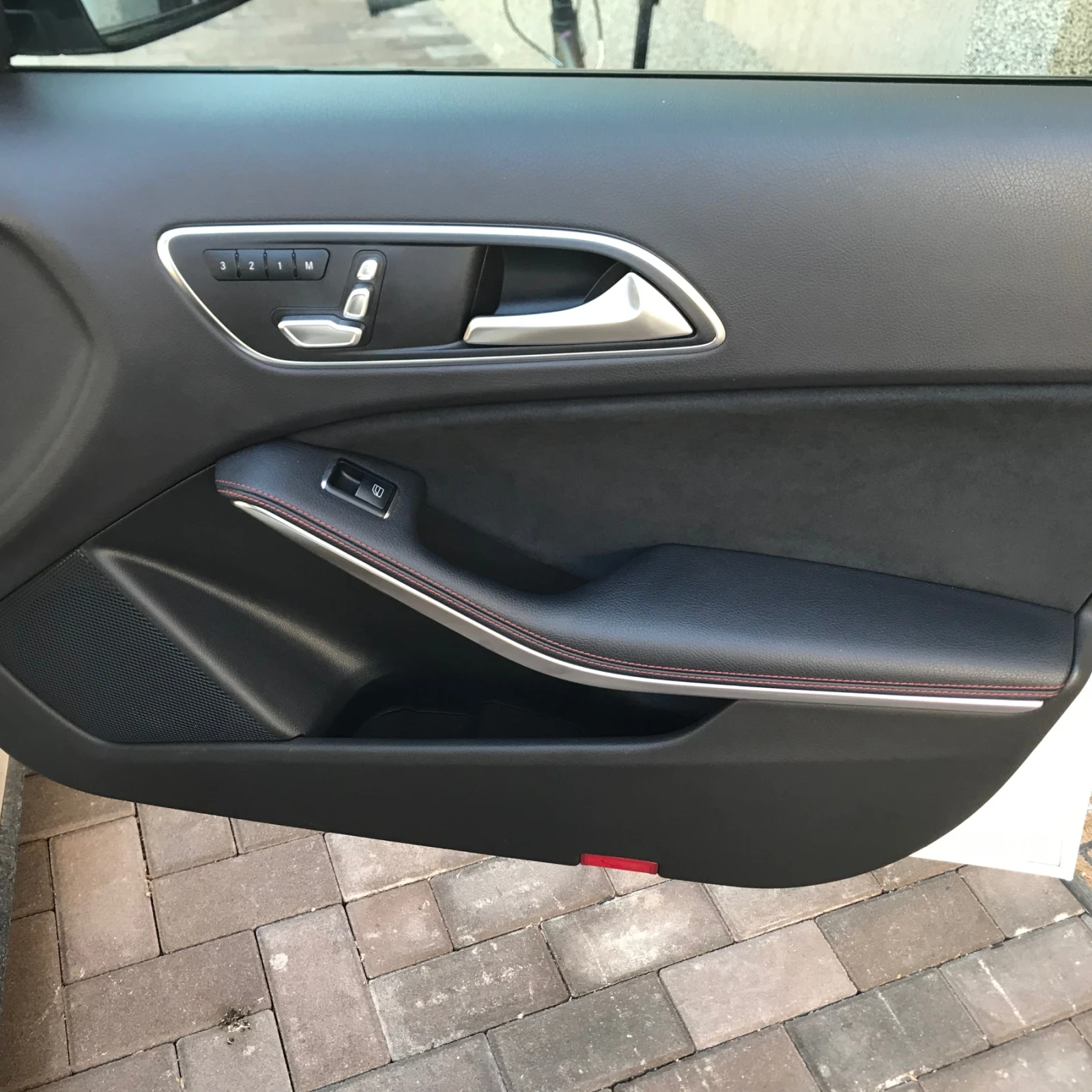 Mercedes-Benz A45 AMG, снимка 13 - Автомобили и джипове - 54908496