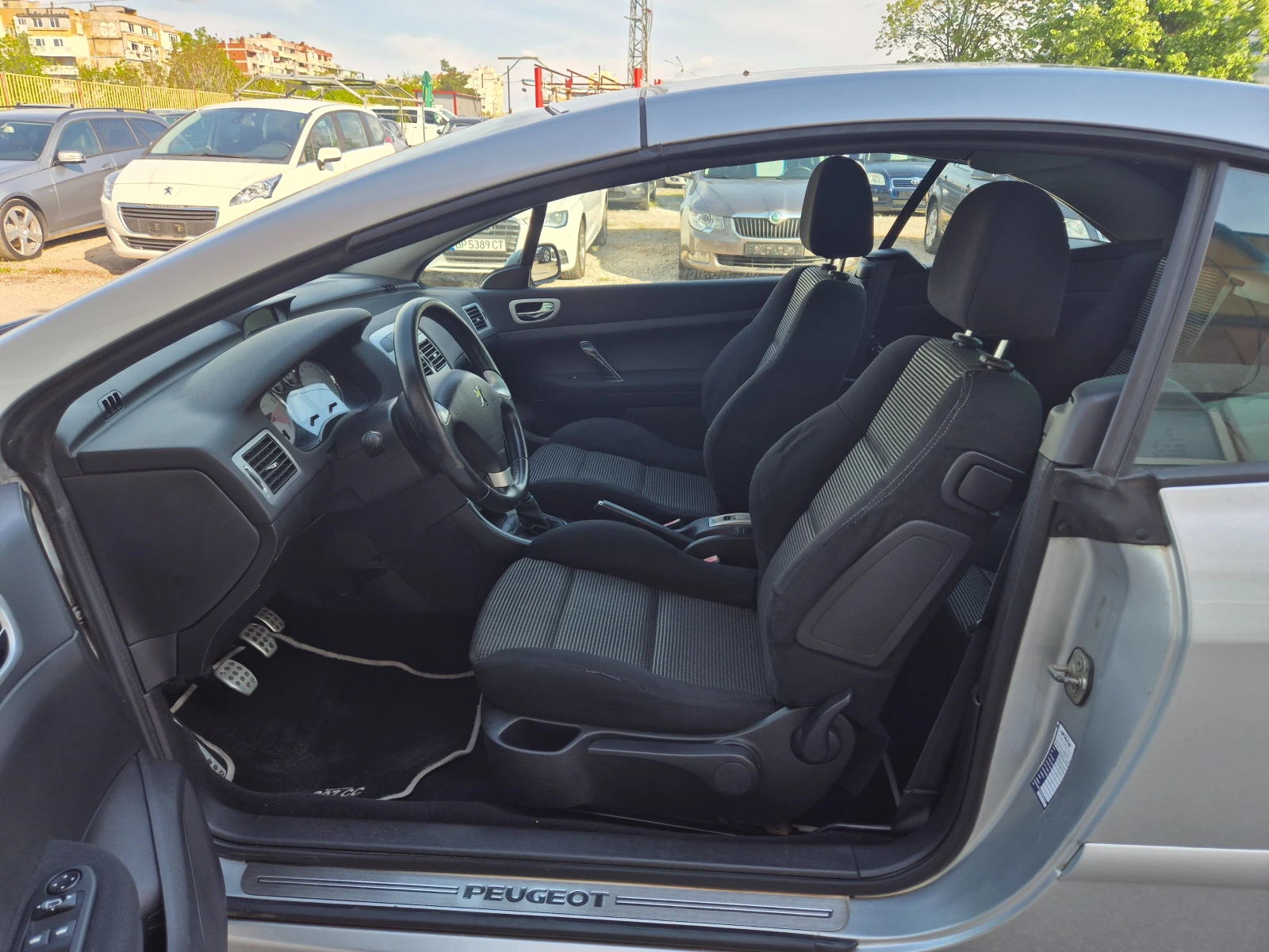 Peugeot 307 CC 1.6I KLIMA ITALY, снимка 13 - Автомобили и джипове - 54415040