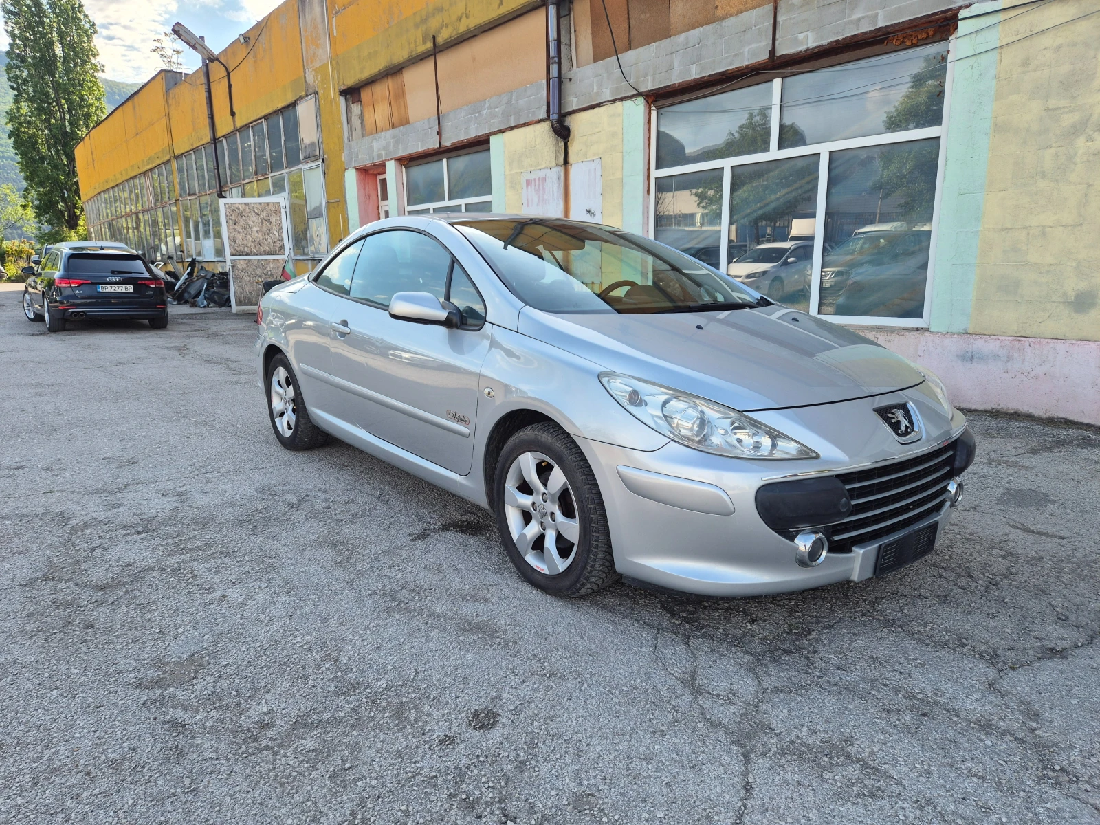 Peugeot 307 CC 1.6I KLIMA ITALY, снимка 4 - Автомобили и джипове - 54415040