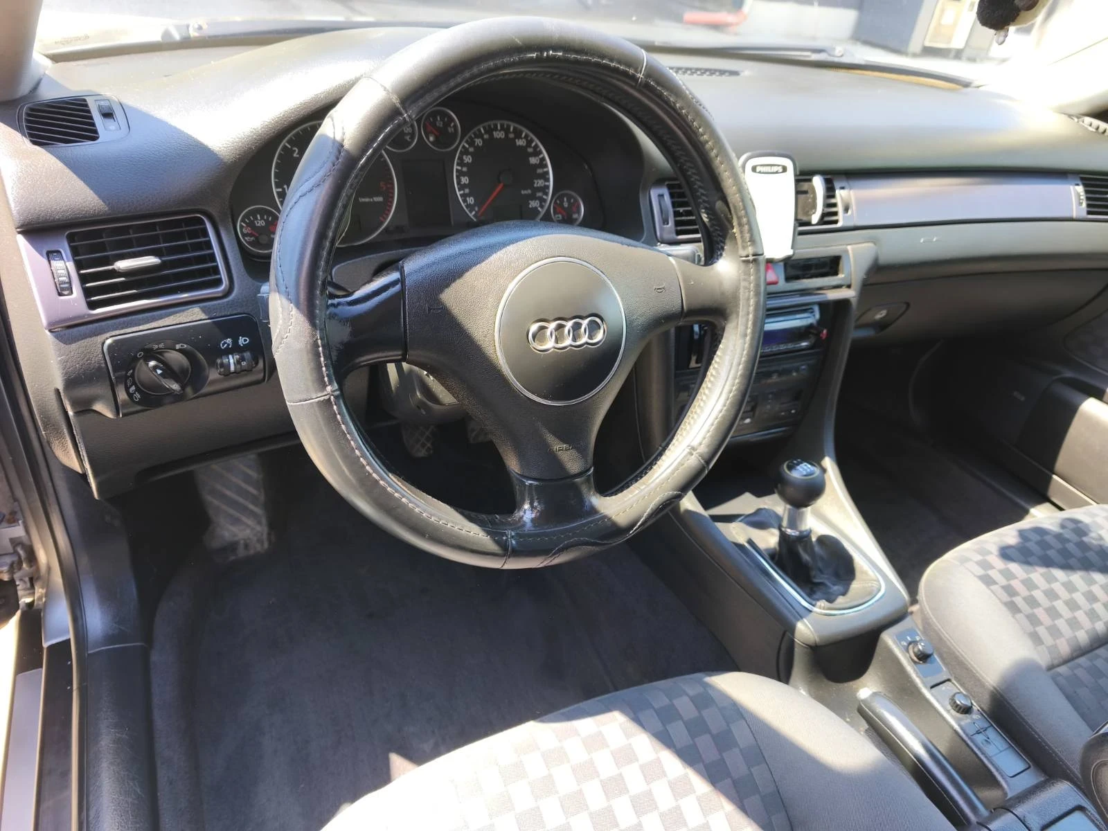 Audi A6 1, 9 TDI, снимка 6 - Автомобили и джипове - 54420617