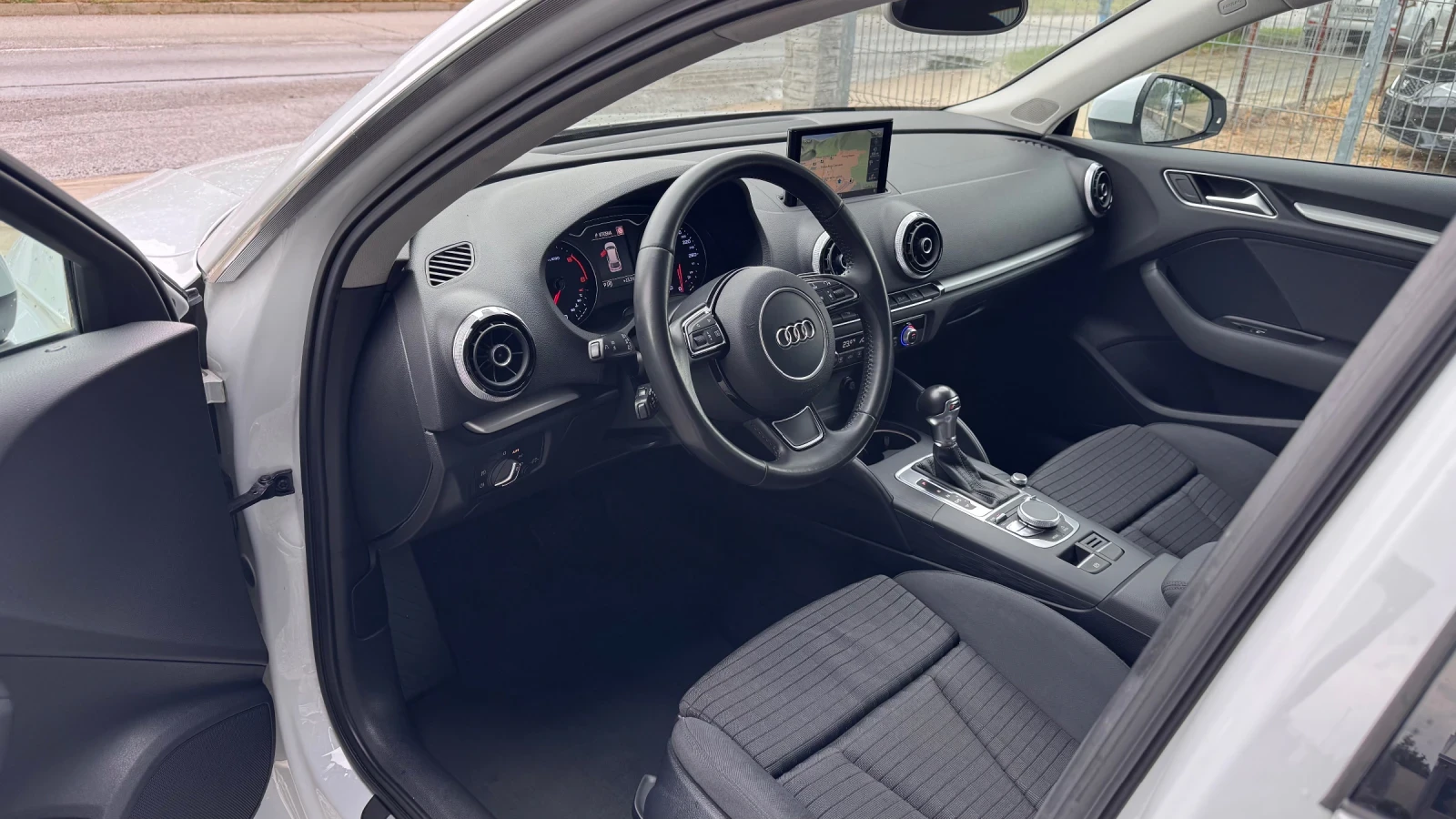 Audi A3 2.0TDI 150�� S-Tronic* DISTRONIC* AUDI �������*  | Mobile.bg � ����������� 9