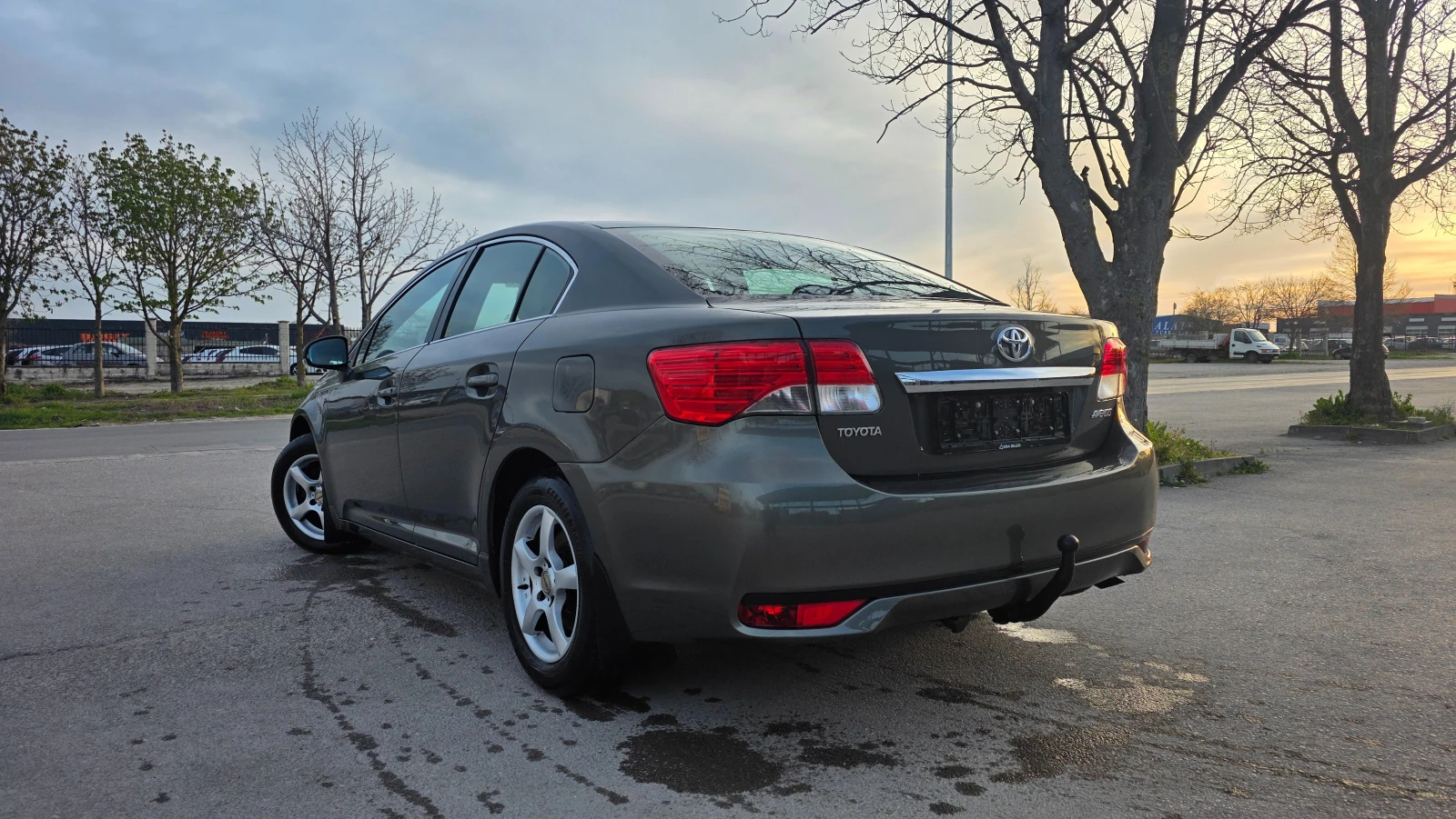 Toyota Avensis УНИКАТ/FACE LIFT, снимка 5 - Автомобили и джипове - 54599018