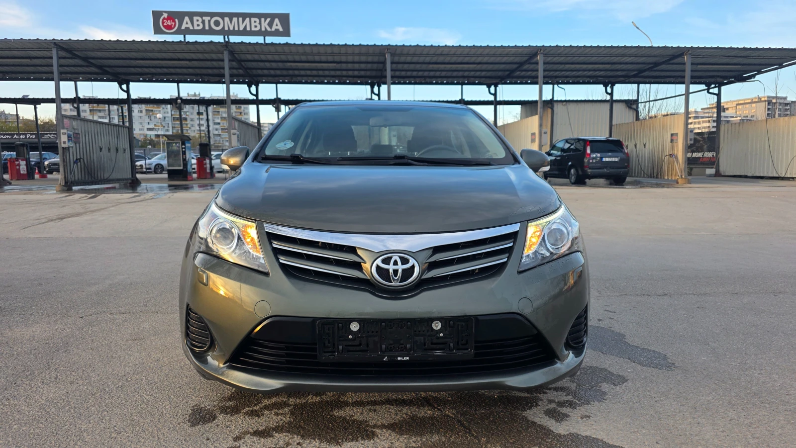 Toyota Avensis УНИКАТ/FACE LIFT, снимка 2 - Автомобили и джипове - 54599018