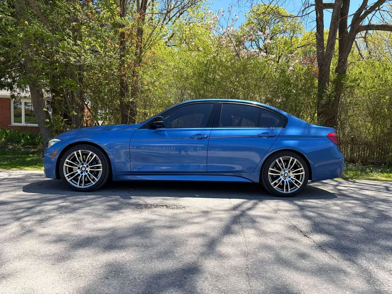 BMW 335 * CARFAX * ���� �� �� | Mobile.bg � ����������� 10