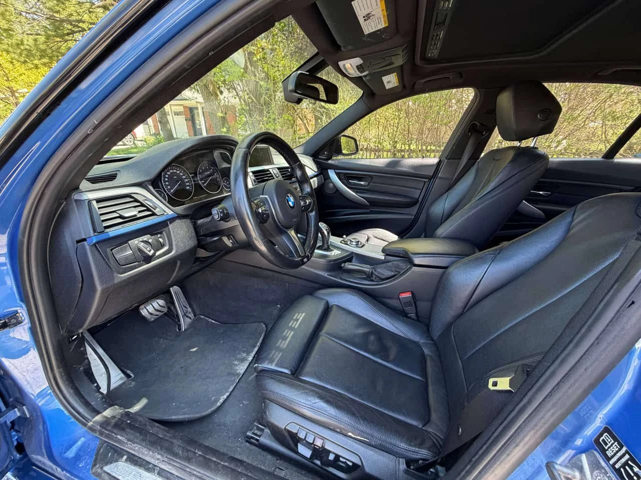 BMW 335 * CARFAX * ���� �� �� | Mobile.bg � ����������� 17