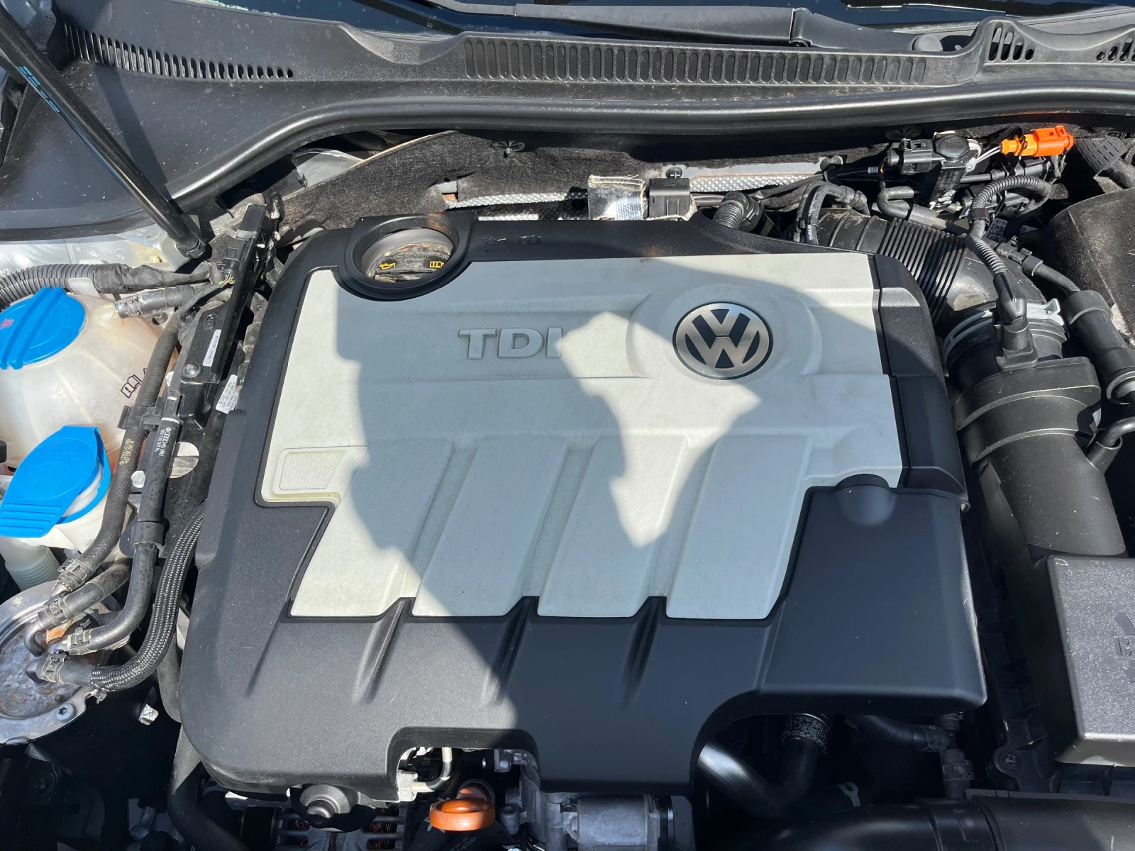 VW Golf 2.0TDI-140-NAVI-HI-LINE-ITALIA, снимка 14 - Автомобили и джипове - 55018926