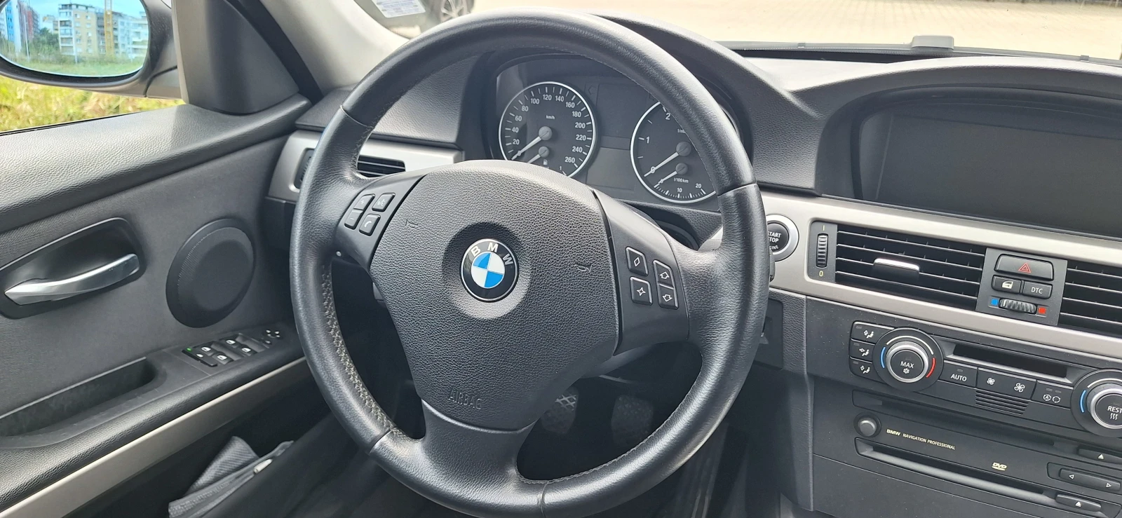 BMW 320 D, снимка 12 - Автомобили и джипове - 55281908