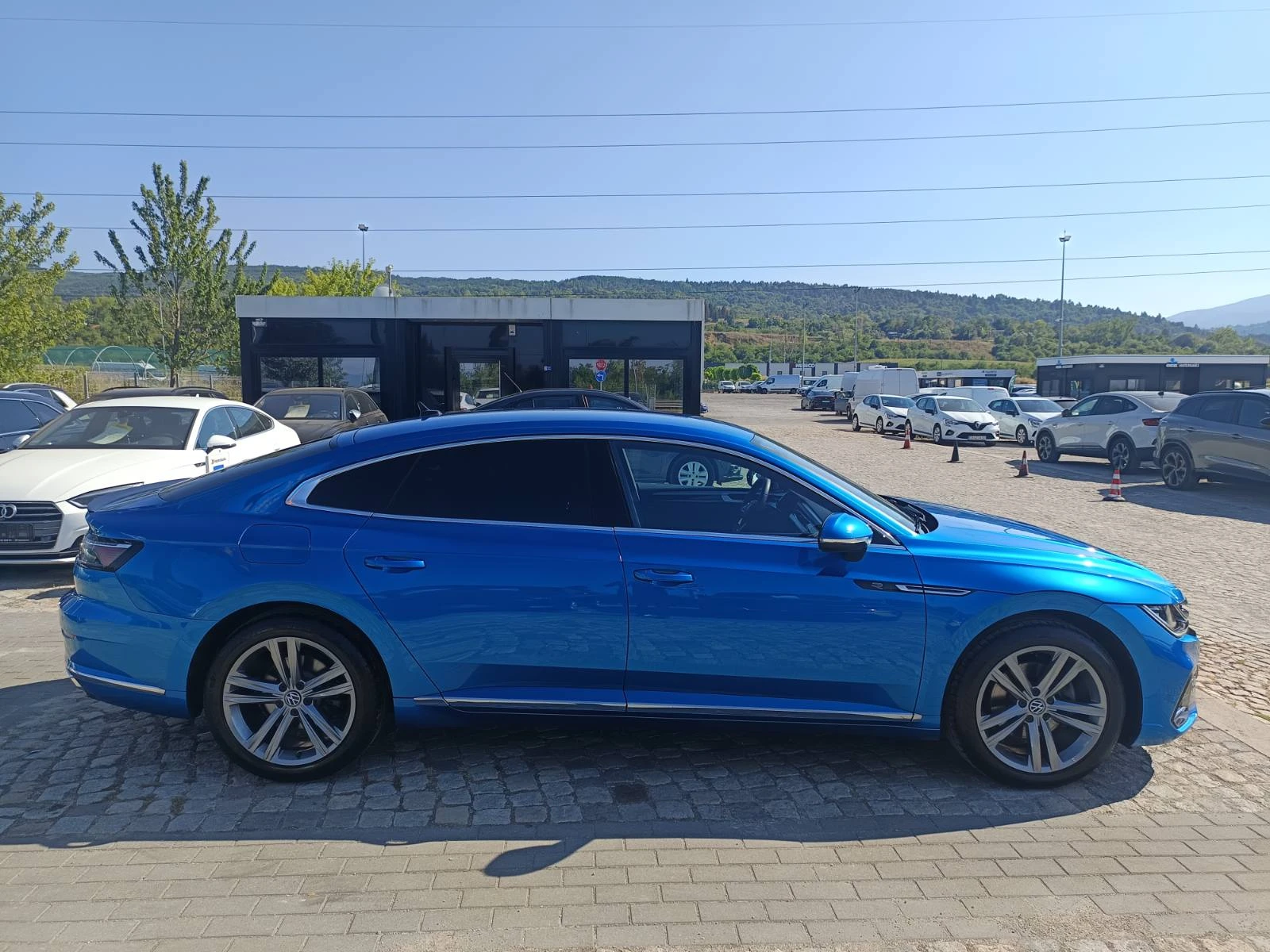 VW Arteon 2.0Tdi/ 200к.с., снимка 9 - Автомобили и джипове - 55628793