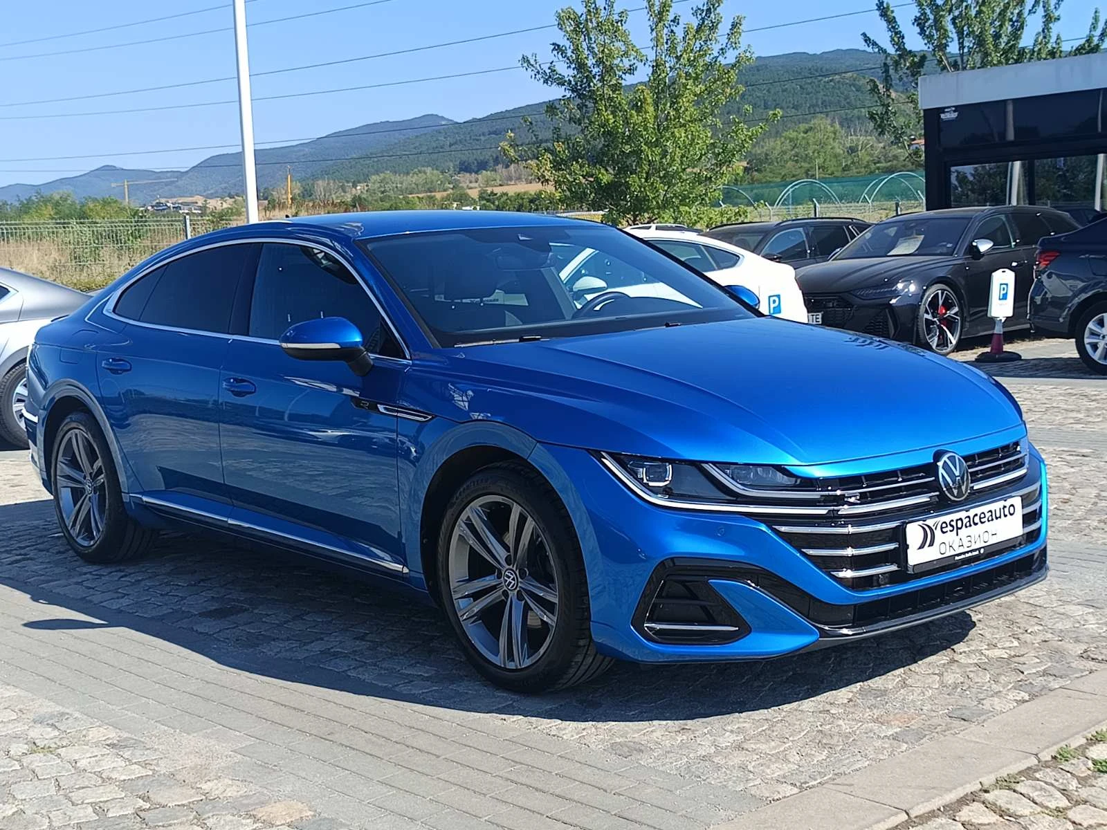 VW Arteon 2.0Tdi/ 200к.с., снимка 3 - Автомобили и джипове - 55628793