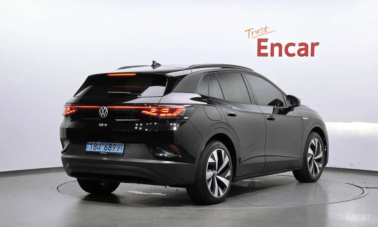 VW ID.4 PRO / 360 КАМЕРИ / ПАНОРАМА, снимка 2 - Автомобили и джипове - 56009714