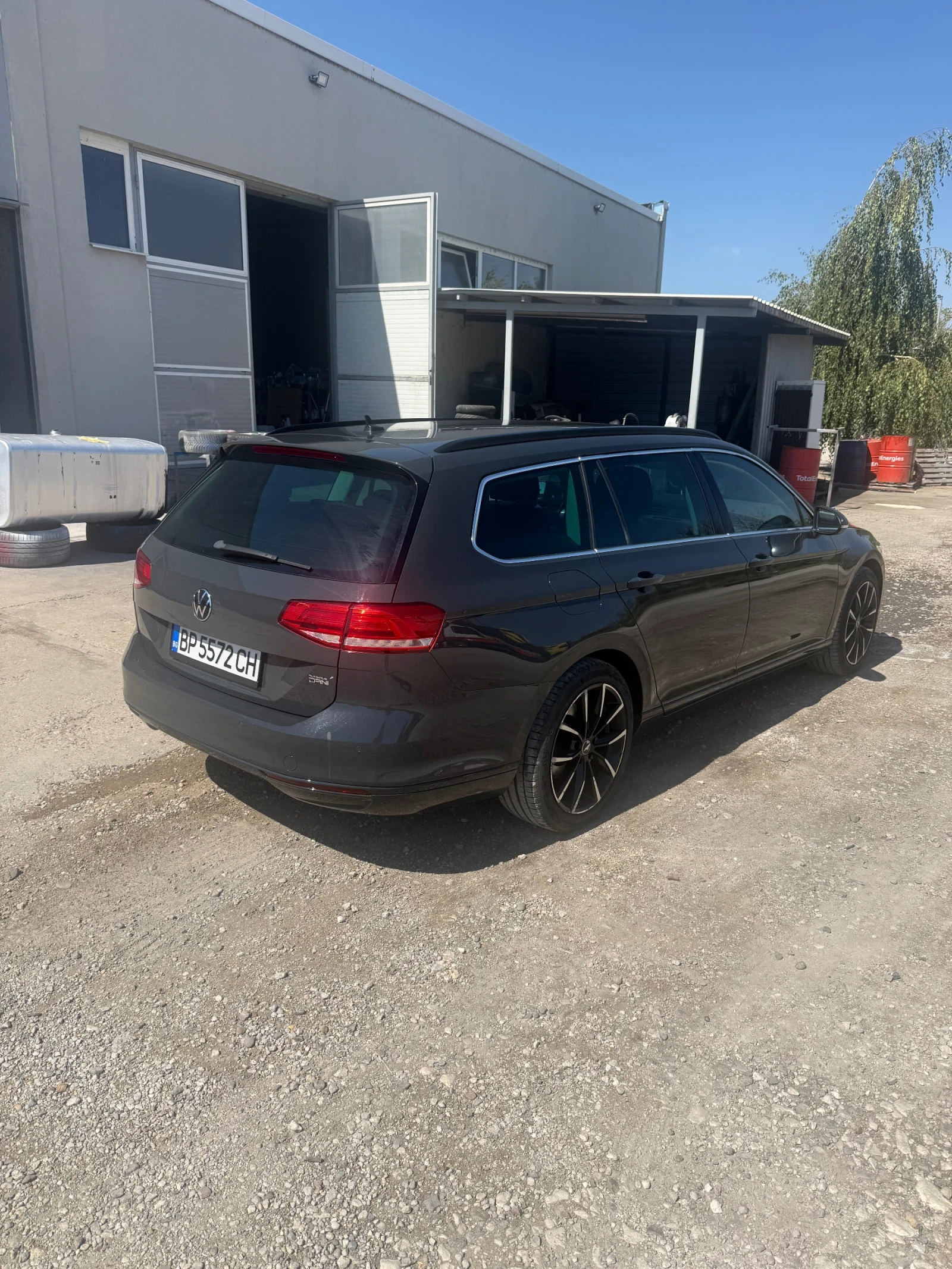VW Passat 2.0 TDI. 150кс, снимка 4 - Автомобили и джипове - 56139394