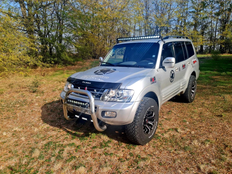 Mitsubishi Pajero 3.5GDI, снимка 10 - Автомобили и джипове - 47765511