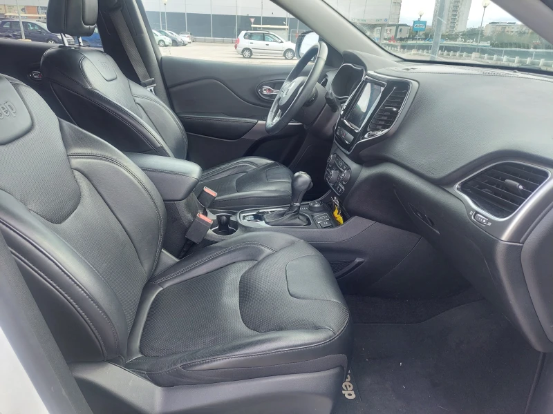 Jeep Cherokee 3.2 4х4 LIMITED, снимка 16 - Автомобили и джипове - 51866902