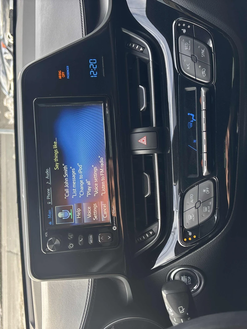 Toyota C-HR Автоматик, FWD, 2.0L бензин, 4 цилиндъра, снимка 6 - Автомобили и джипове - 52798000