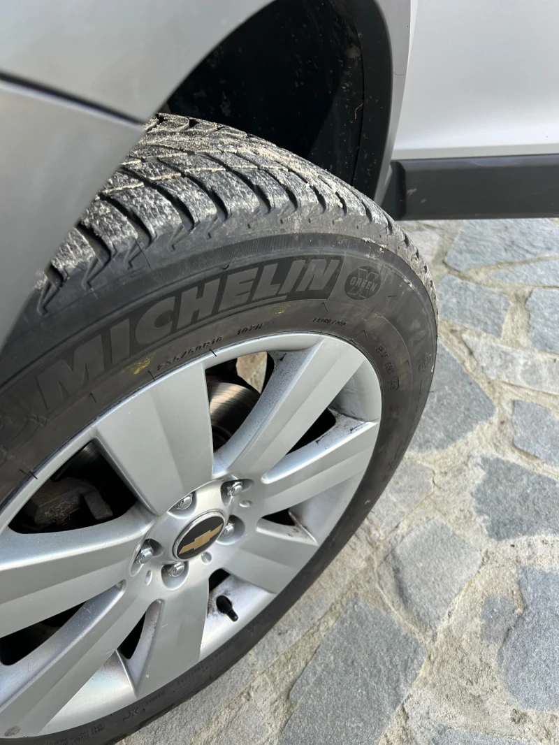 Chevrolet Captiva, снимка 4 - Автомобили и джипове - 53041227