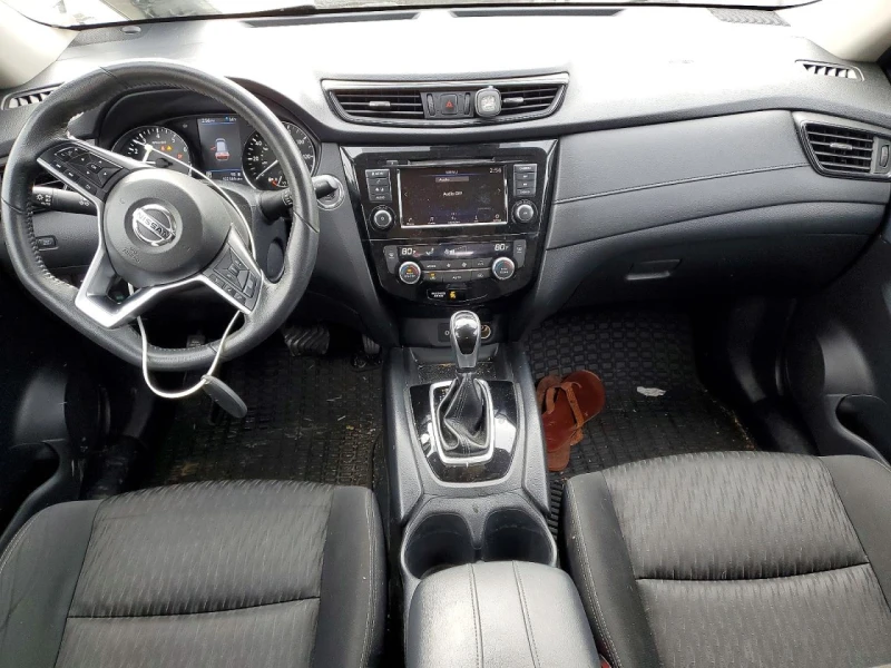 Nissan Rogue 2.5l S, снимка 8 - Автомобили и джипове - 53456645