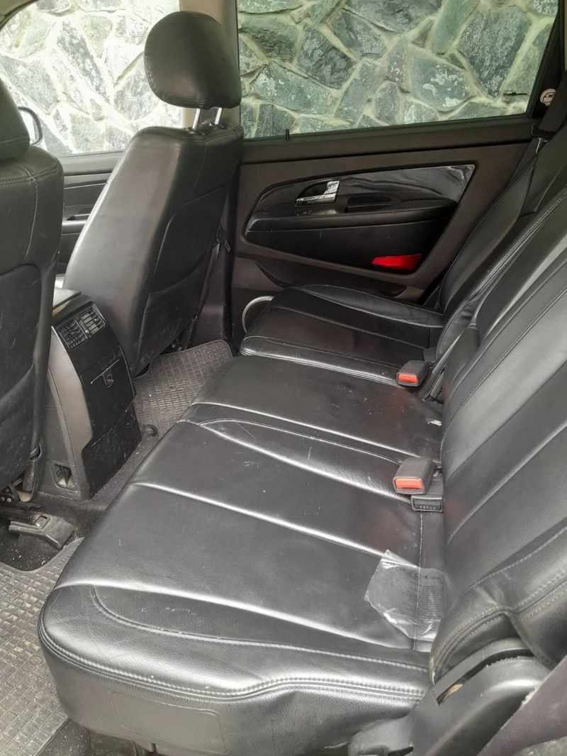 SsangYong Rexton, снимка 8 - Автомобили и джипове - 53584594