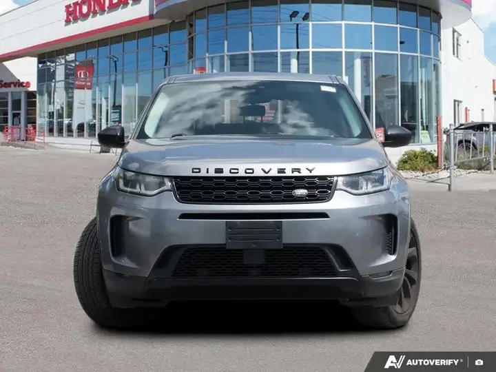 Land Rover Discovery Sport От Представителство , снимка 2 - Автомобили и джипове - 55190024