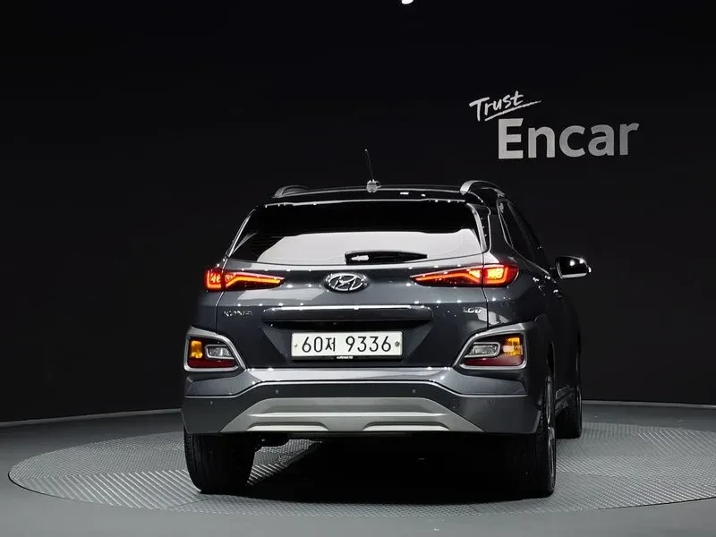 Hyundai Kona Diesel 1.6 2Wd Premium, снимка 4 - Автомобили и джипове - 56129578