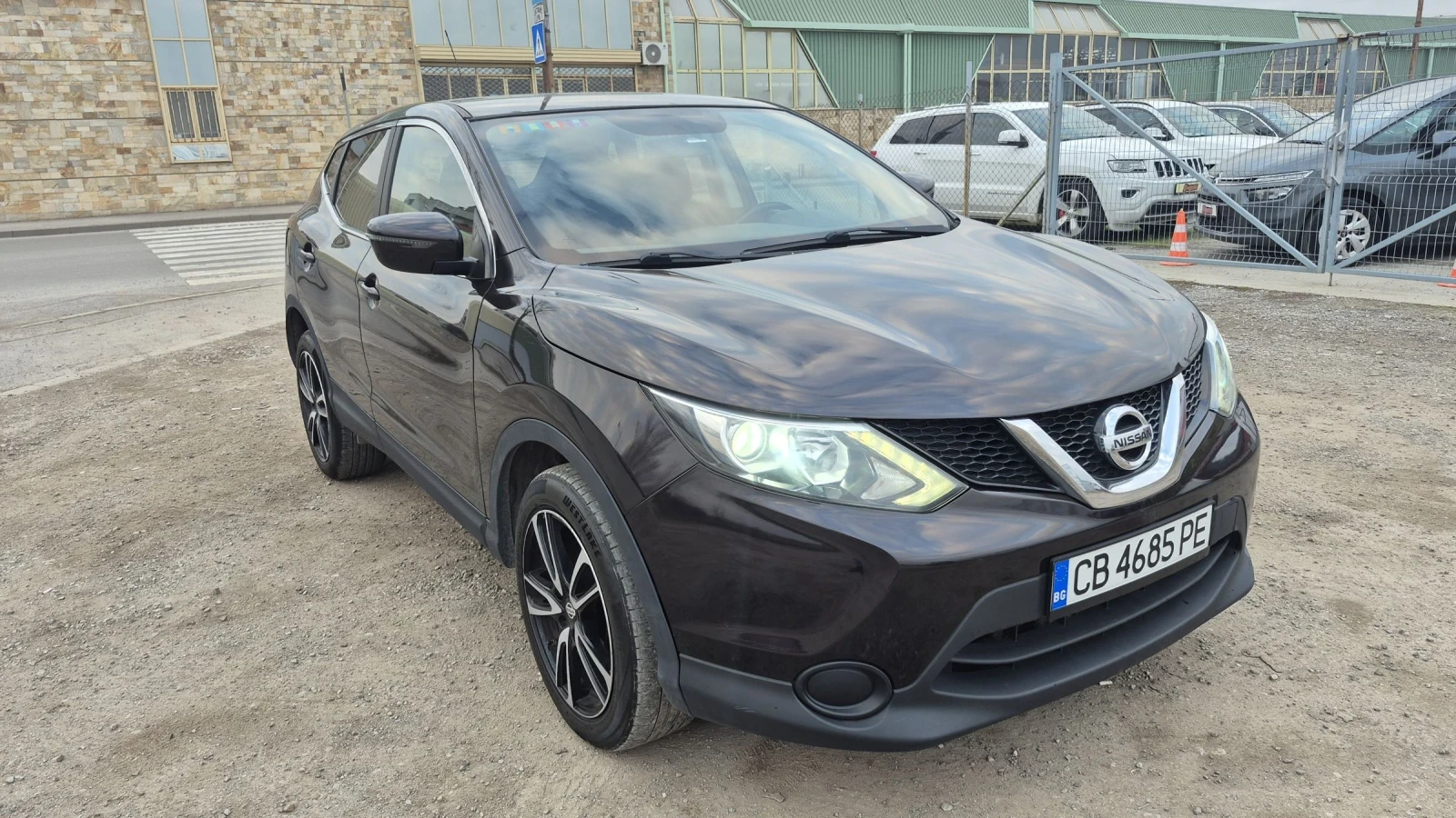 Nissan Qashqai 1.6 DCI * 140 000 km * Автомат * Бартер* Обслужен, снимка 1