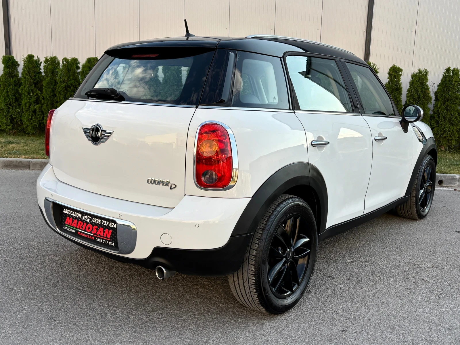 Mini Countryman 1.6 D ИТАЛИЯ BLACK AND WHITE  - изображение 4