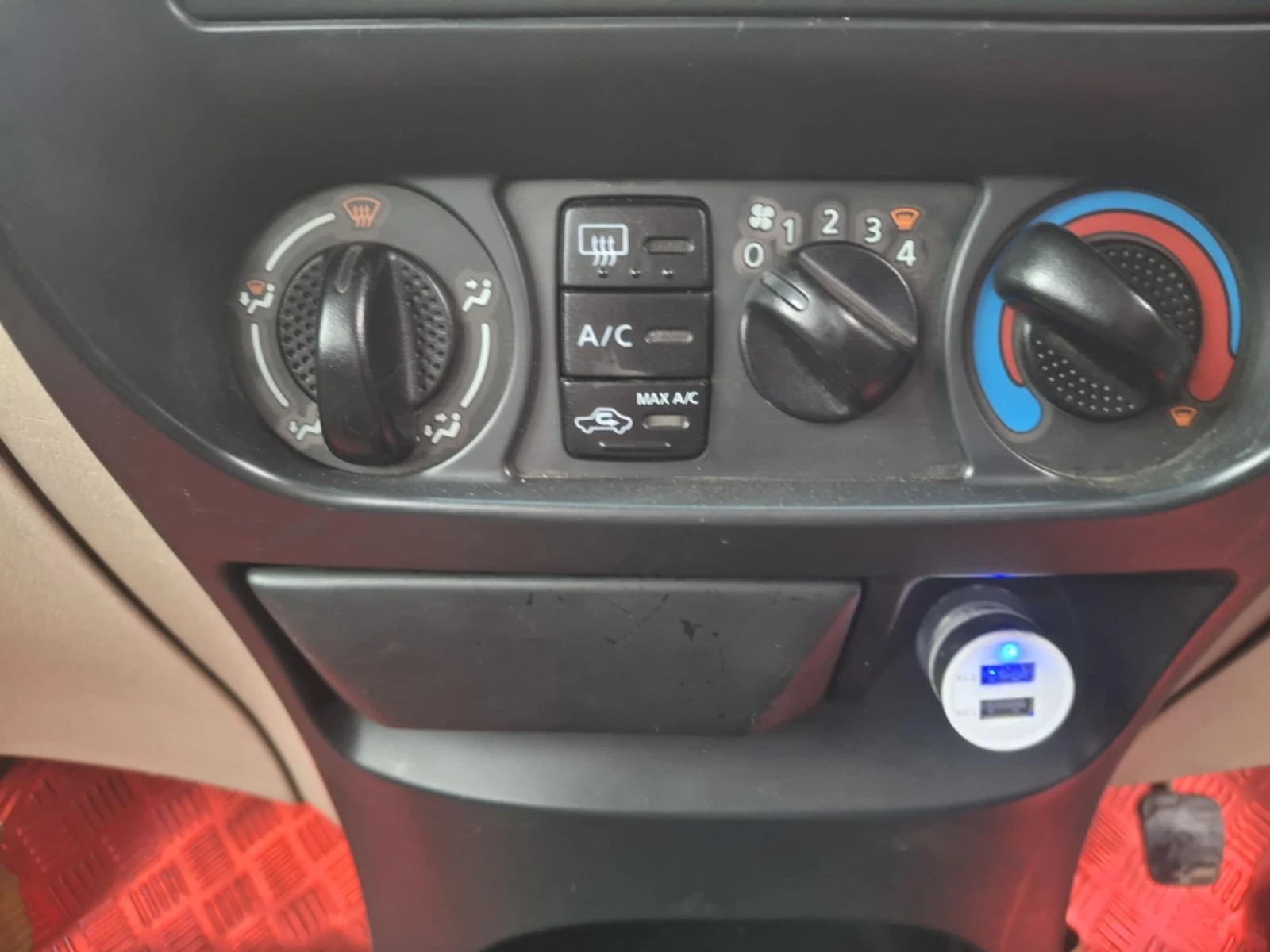 Nissan Terrano  - изображение 9
