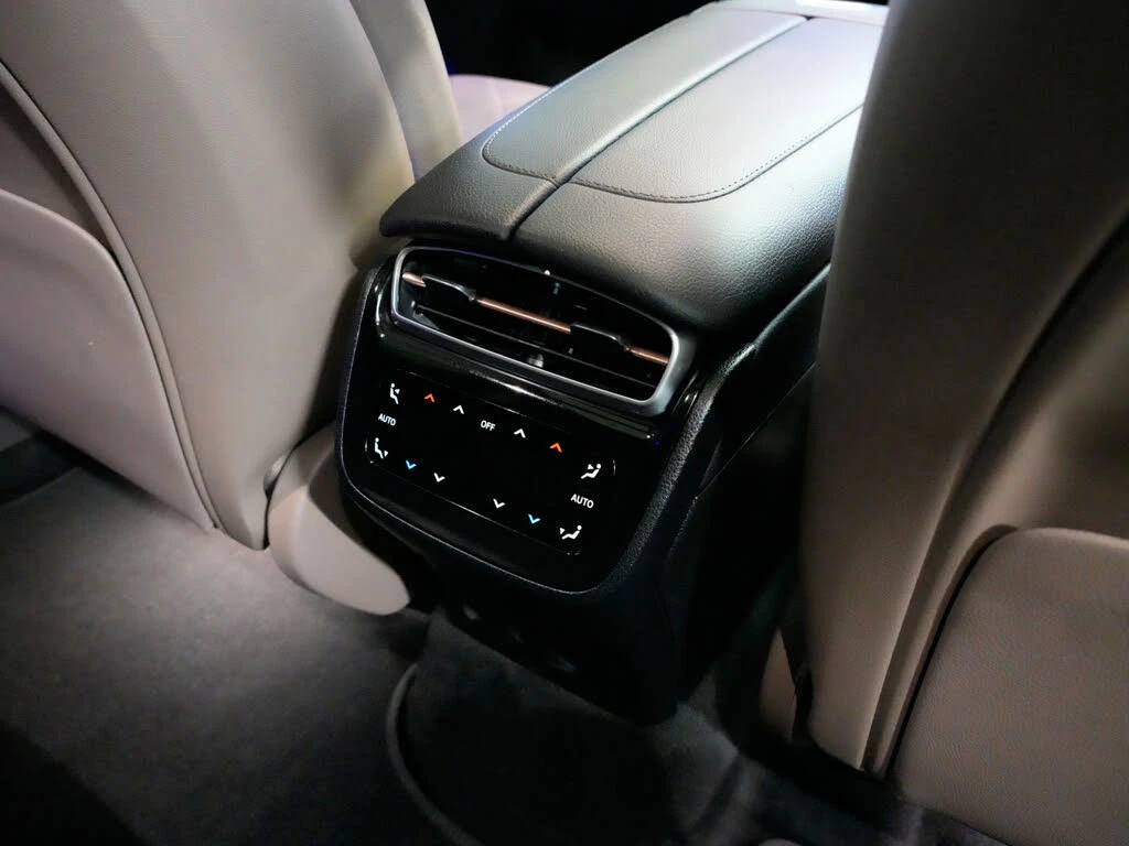 Mercedes-Benz EQE ��������* �����* 360 CAM* BURMESTER | Mobile.bg � ����������� 12