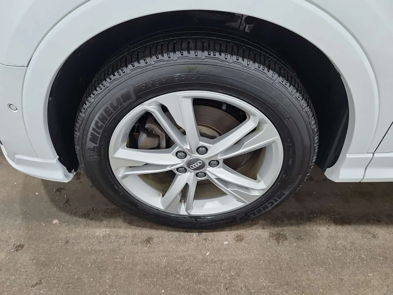 Audi Q3 TECHNIK * PANORAMA* 360 КАМЕРИ* CARFAX  - изображение 6