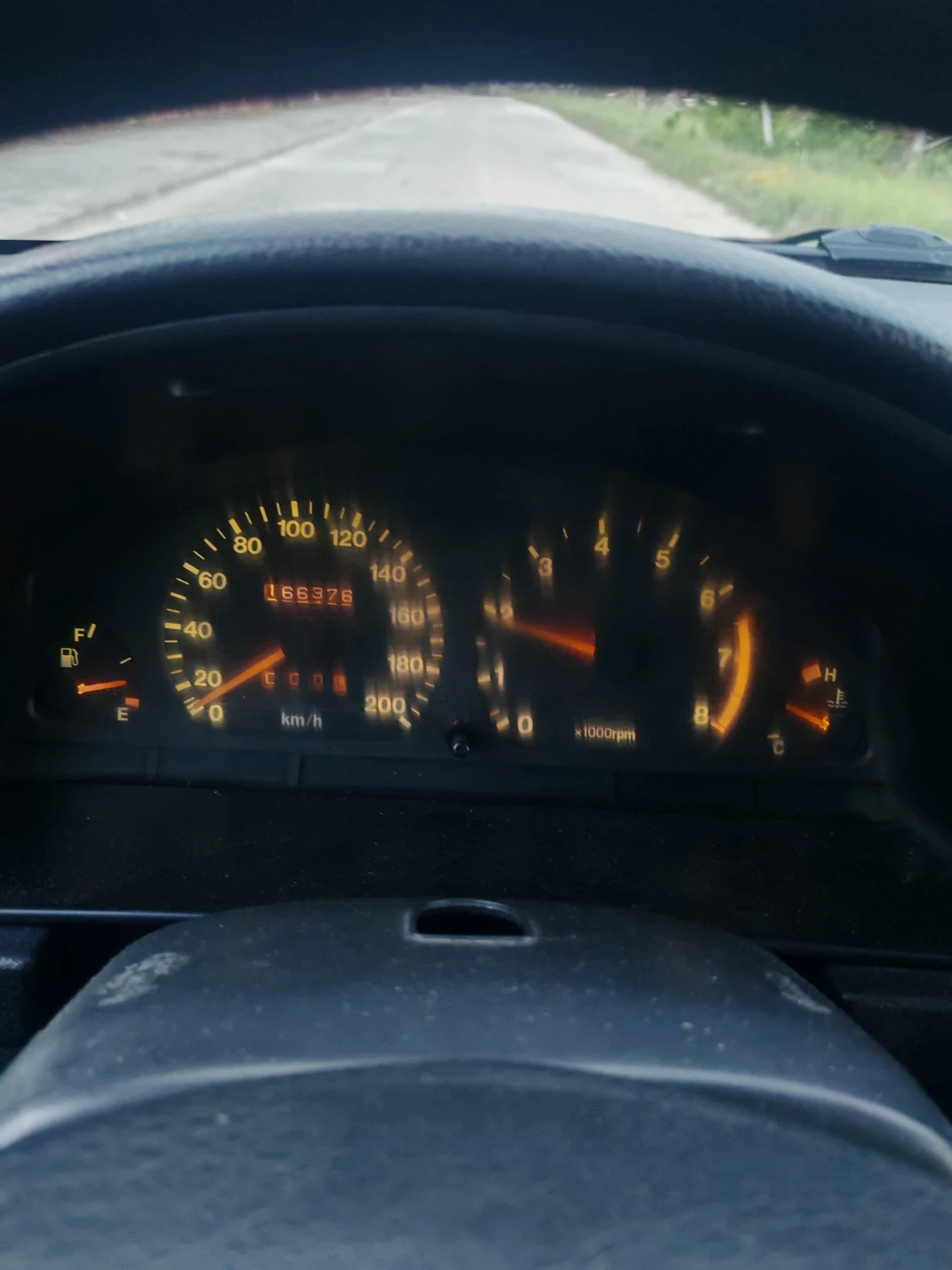 Suzuki Vitara, снимка 8 - Автомобили и джипове - 54359593
